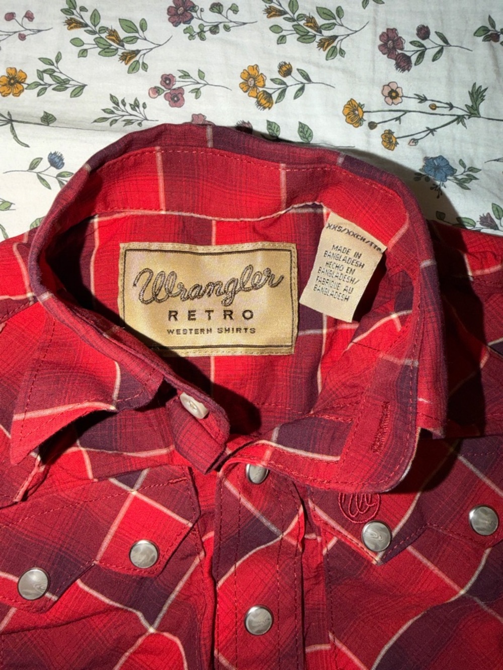 Wrangler Retro Red Plaid Western Button-Down Shirt